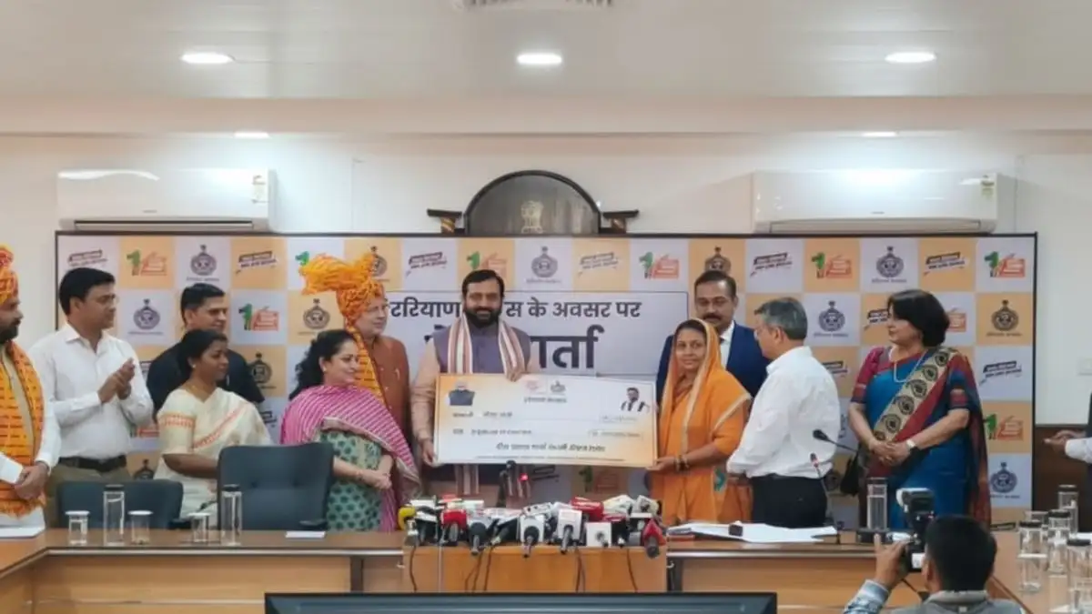 Lado Lakshmi Yojana 1st Kist Status